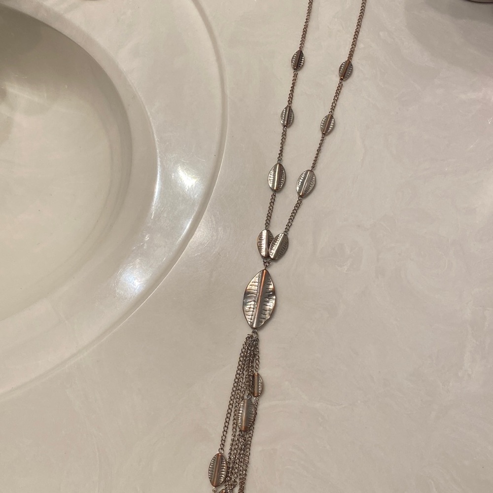 Silver Long Leaf Pendant Necklace